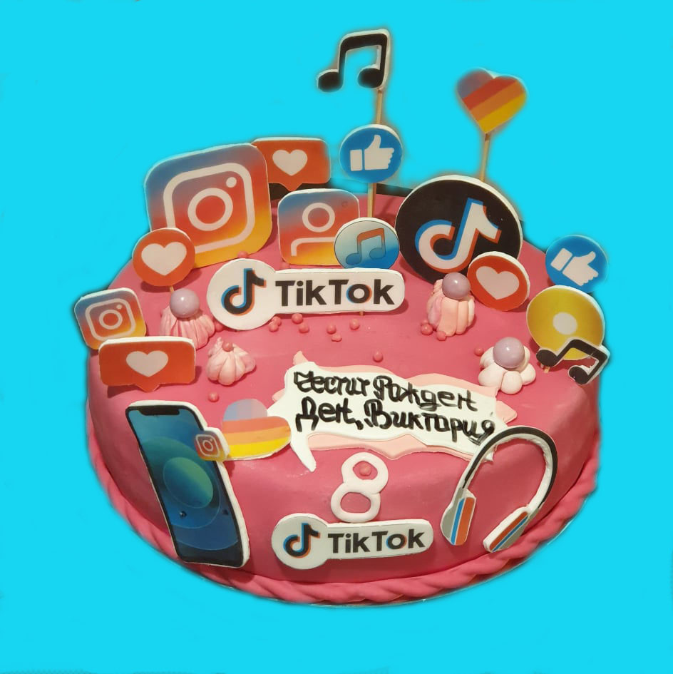 Бутикова торта Tik Tok